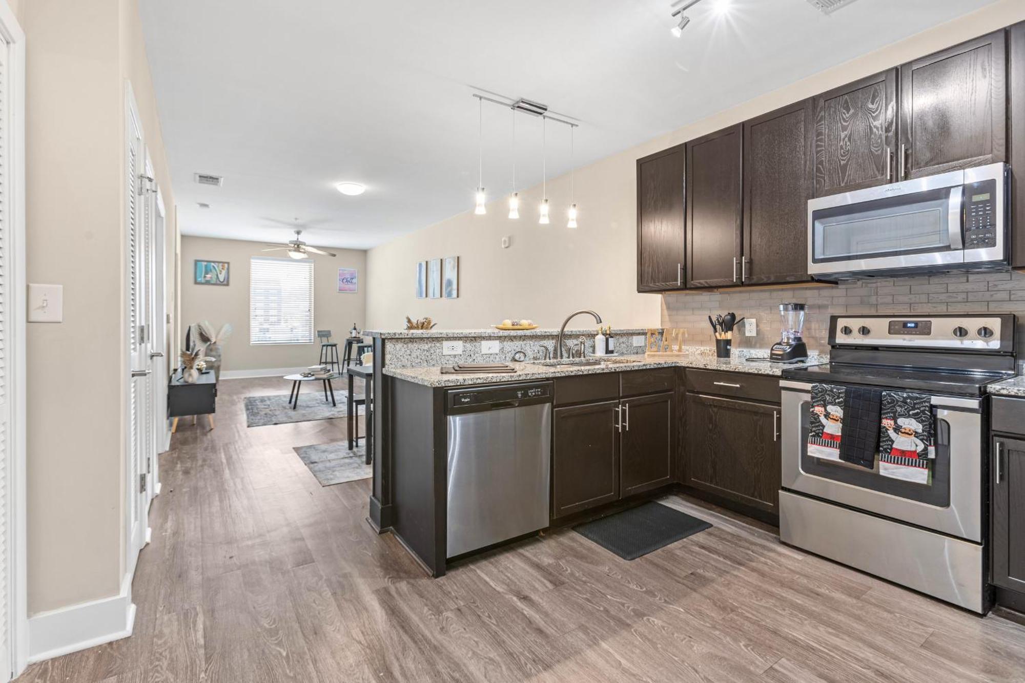 Modern Downtown Apartment Birmingham Bagian luar foto